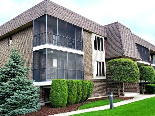 15712 Foxbend Ct, Orland Park, IL 60462-4990