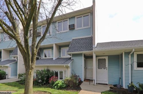 70 Highland Way, Dover NJ  07801-4617 exterior