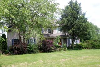 10 Plaza Rd, Delaware Park, NJ 08865-2057