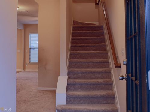 72 Greenfield Dr, Dawsonville, GA 30534-9425