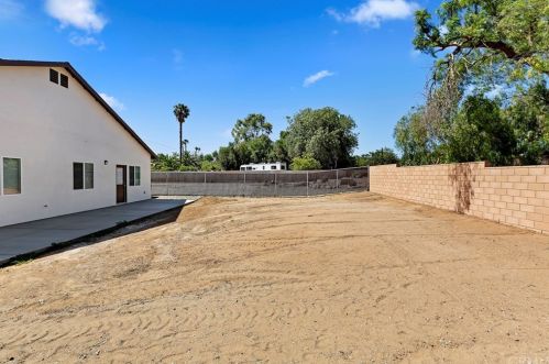 4847 Hedrick Ave, Riverside CA  92505-1367 exterior