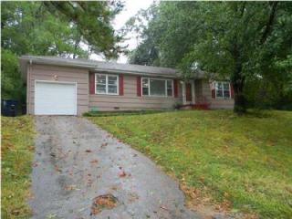 3681 Larry Ln, Chattanooga, TN 37412-1811