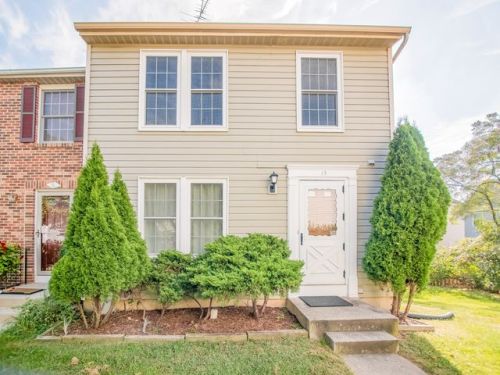 15 Crosswood Ct, Burtonsville, MD 20866-1359