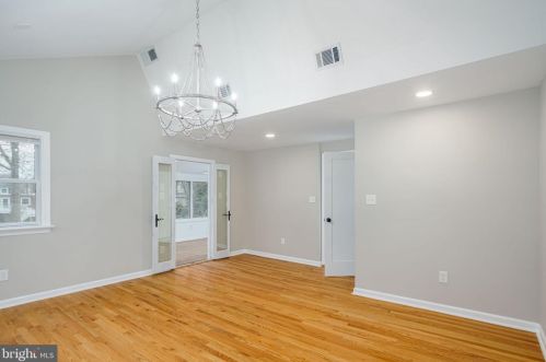 450 Elm Ave, Tavistock NJ  08033-2645 exterior