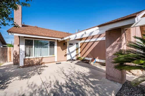 8470 Comet St, Rancho Cucamonga, CA 91730-3207