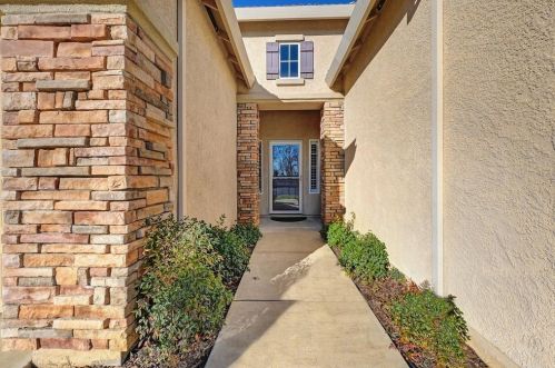 102 Slate Ridge Ct, Folsom, CA 95762-5007