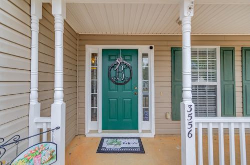 3556 Cherry Blossom Ln, Loganville, GA 30052-8930