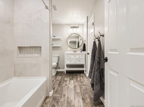 7693 Duquesne Way, Aurora CO 80016-1317 exterior