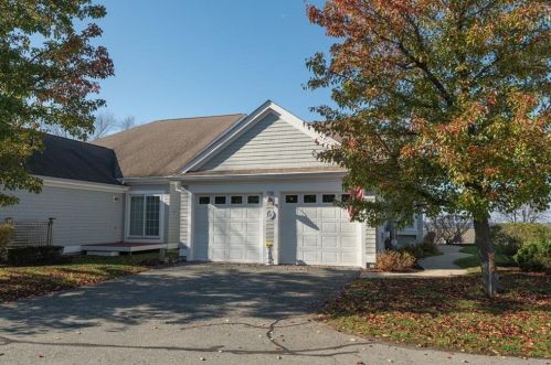 339 Village Rd, Tiverton, RI 02878-4264