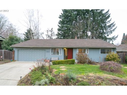 17805 Chippewa Trl, Tualatin, OR 97062-9411