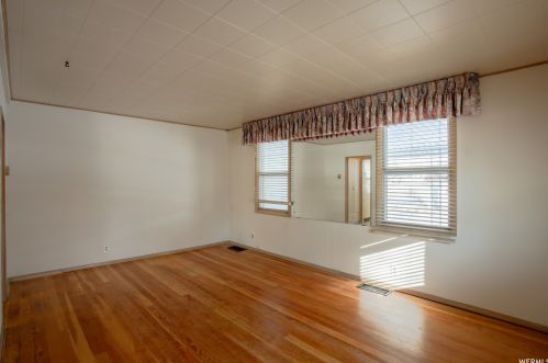 3832 Quincy Ave, Ogden UT  84403-1947 exterior