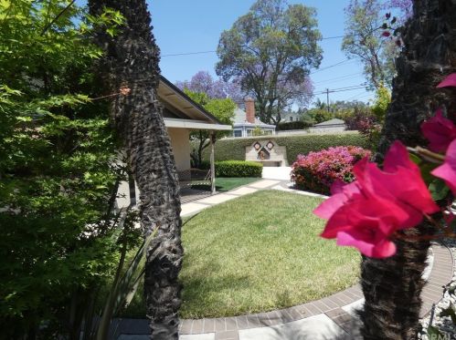 8108 Elden Ave, Whittier CA 90602-2625 exterior