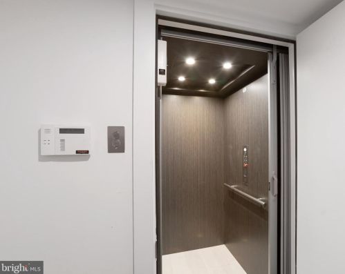 123 23 St, Philadelphia PA 19121-1329 exterior