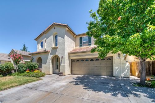 245 Oriole Ln, Lodi, CA 95240-8886