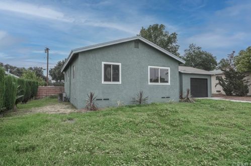 2191 Vasquez Pl, Riverside, CA 92507-5116