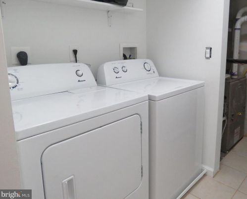 4018 Market St, Philadelphia PA  19104-3003 exterior