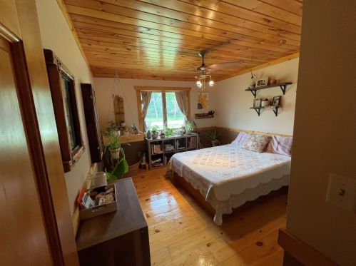 409 Swanson Rd, Sycamore IL  60178-1126 exterior