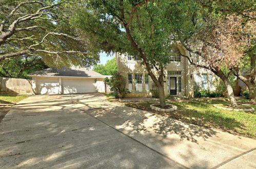 12609 Chittim Cir, Austin TX  78732-2105 exterior