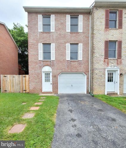 43 Mudfort Dr, Harpers Ferry WV  25425-6353 exterior