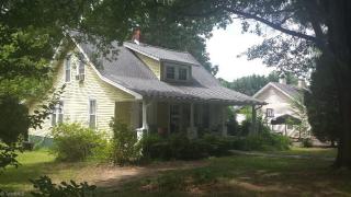 1112 2nd St, Eden, NC 27288-4620