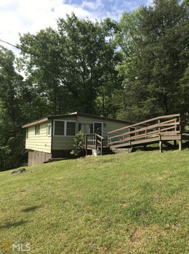 150 Ivy Trl, Clarkesville, GA 30523-2926