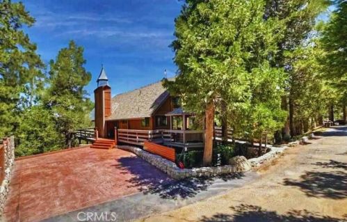 825 Grass Valley Rd, Lake Arrowhead, CA
