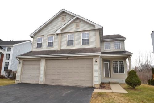 13 Prairie Pointe Ln, Streamwood, IL 60107-2356