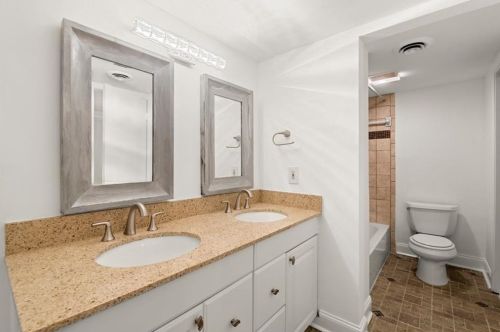 27 Cantey Pl, Atlanta GA  30327-4018 exterior