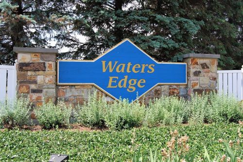 4302 Blue Iris Ct, Island Lake, IL 60042-8222