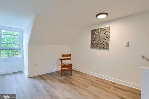 513 Laurel St, Lancaster PA  17603-5638 exterior