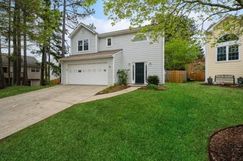 3635 Darwin Pl, Duluth GA  30096-6607 exterior