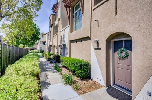 593 Almond Rd, San Marcos, CA 92078-5388