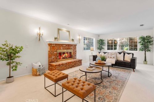 2352 Park Blvd, Upland, CA 91784-1060