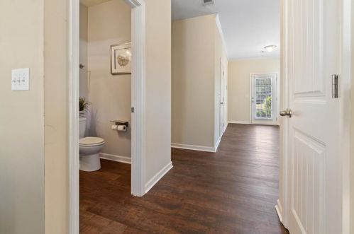 421 Fernbay Dr, Atlanta GA  30331-8957 exterior