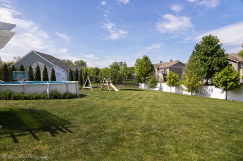 937 Hamilton Dr, Sycamore IL  60178-9522 exterior