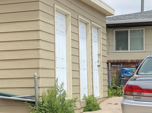 6631 Julian St, Denver, CO 80221-2139
