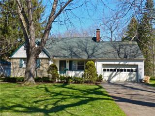 7945 Middlesex Rd, Concord Township, OH 44060-7619