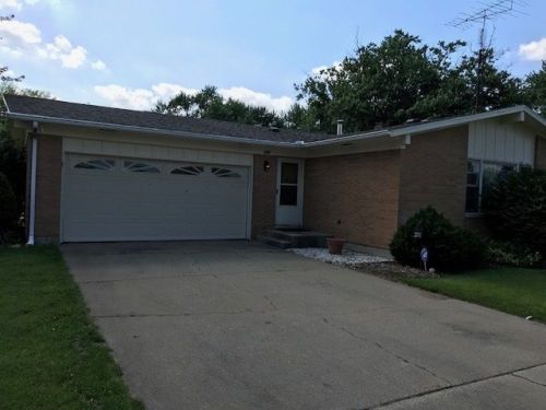 370 Hiawatha Dr, Elkhart, IN 46517-1862