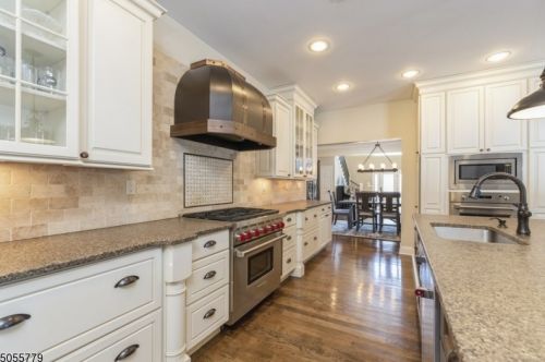 3 Farmstead Ct, Dover NJ  07869-3501 exterior