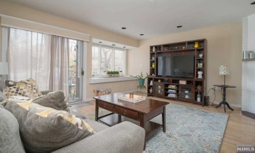 175 Marion Dr, Town Center, NJ 07052-3316