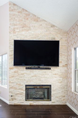 6031 Hackamore Ln, Anaheim CA  92807-4870 exterior