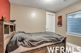 6537 Hvn Maple Dr, Taylorsville UT 84081-4162 exterior