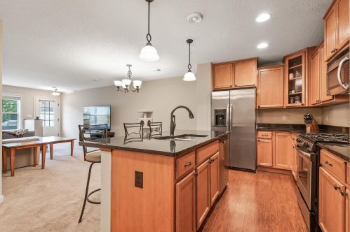 2141 Cedar Grv Trl, Saint Paul MN  55122-1543 exterior
