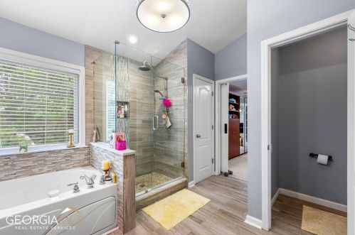 1435 Lakeboat Way, Atlanta GA  30331-8913 exterior