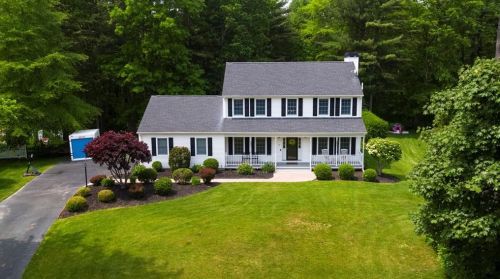 78 Misty Meadow Ln, North Kingstown, RI 02852-3711