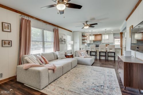 2653 Elkhart Cir, Marietta, GA 30064-4317