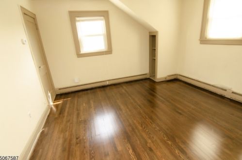 5 Harvey Ter, Dover NJ  07869-4104 exterior