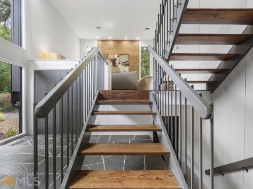 1108 Judith Way, Atlanta GA  30324-2905 exterior