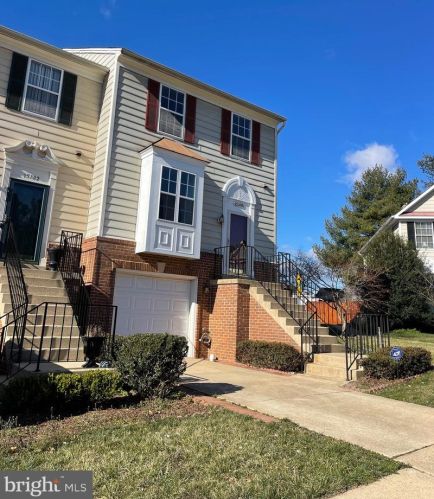 15100 Ardmore Loop, Woodbridge, VA 22193-5756