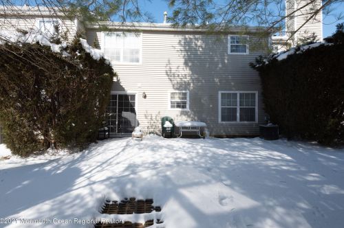 12 Perri Rd, East Freehold, NJ 07728-4138